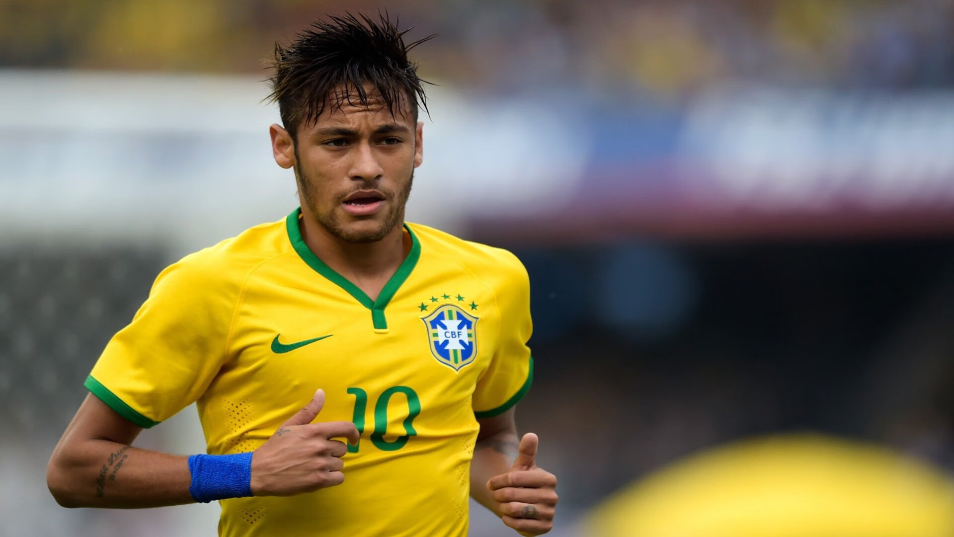 塔特成为橄榄球冠军锦标赛中最具观赏性球员之一，set hut橄榄球